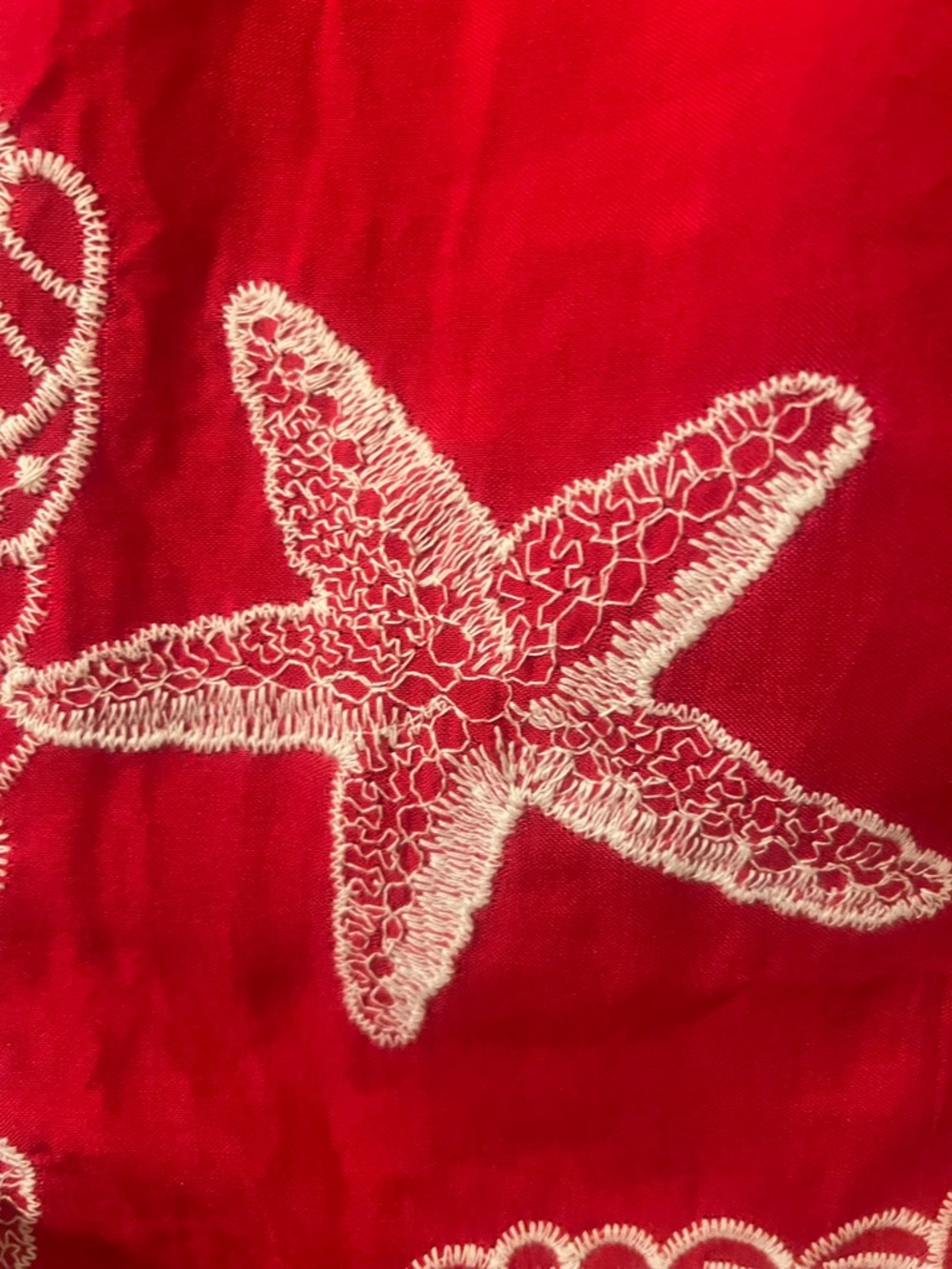 NWOT Women’s Red Maxi Skirt with White Embroidered Shells and Starfish Size S - Picture 4 of 13